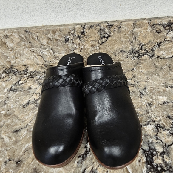 Black clogs - Picture 2 of 4